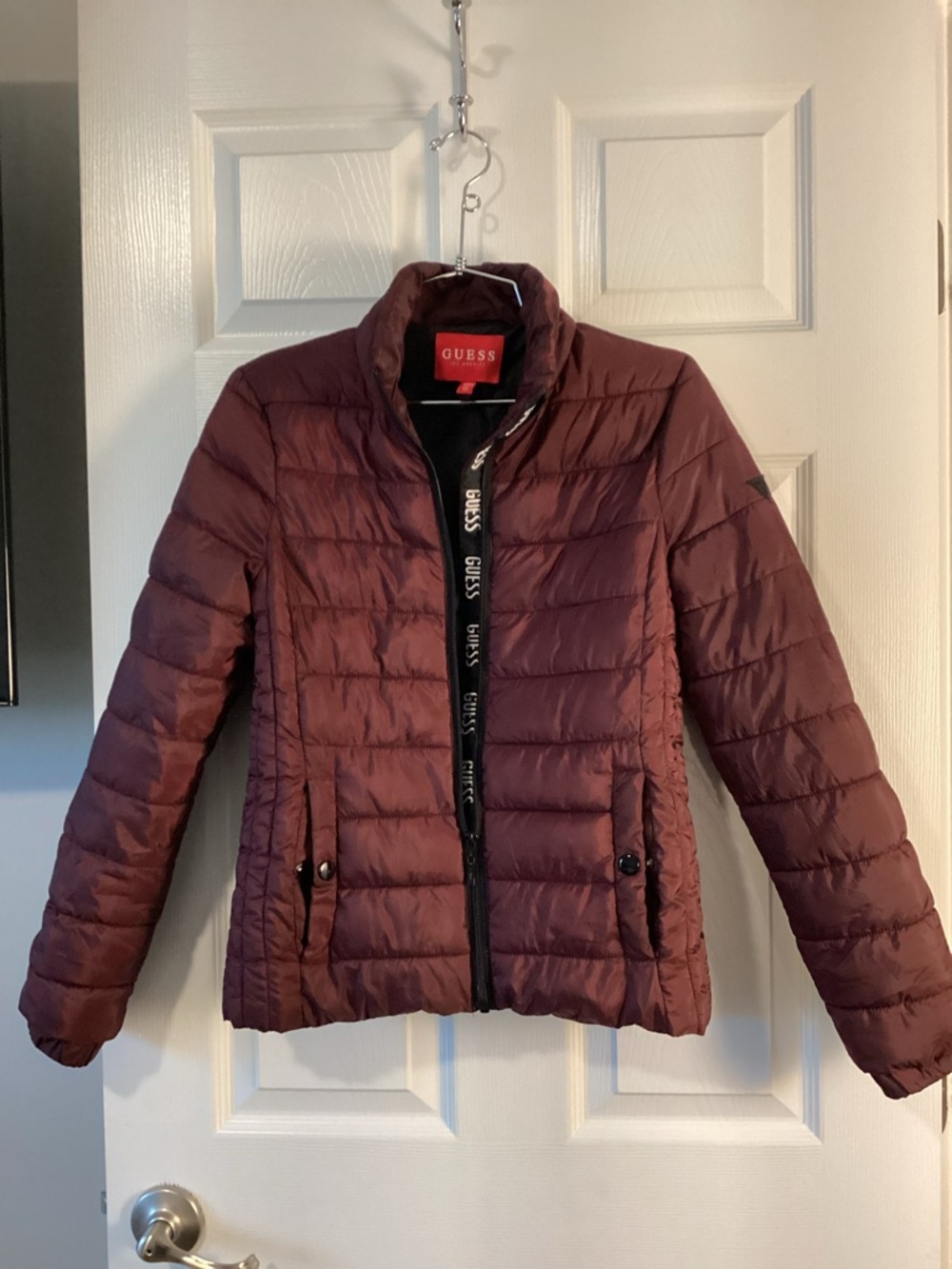 GUESS Quilted Puffer Jacket in Burgundy